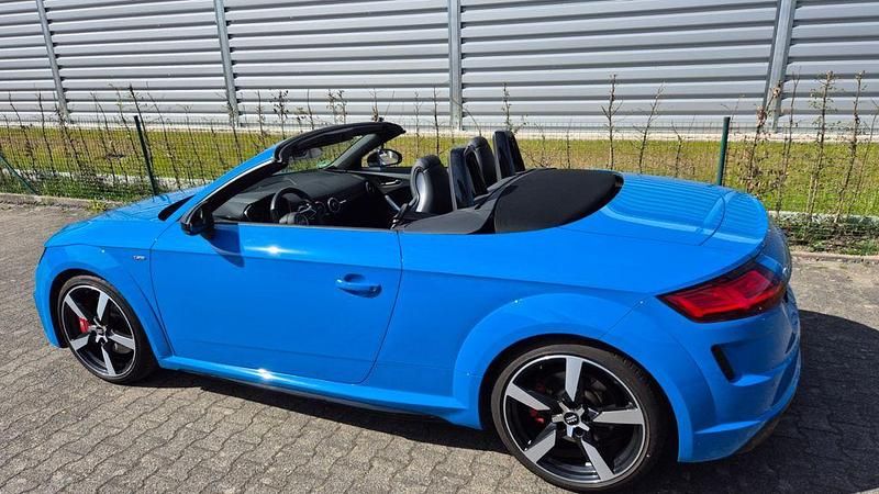 Gebraucht Audi TT S-Line 245 PS (180 kW) 2019 Blau Cabrio