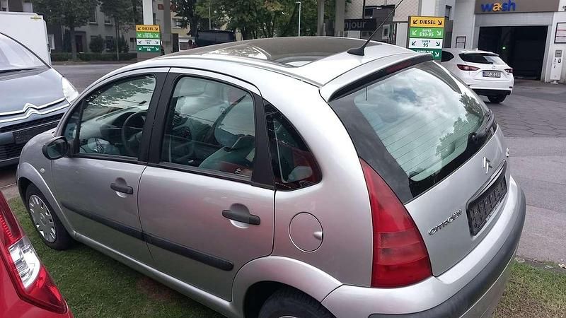 Usata Citroën C3 60 CV (44 kW) 2003 Argento Utilitaria