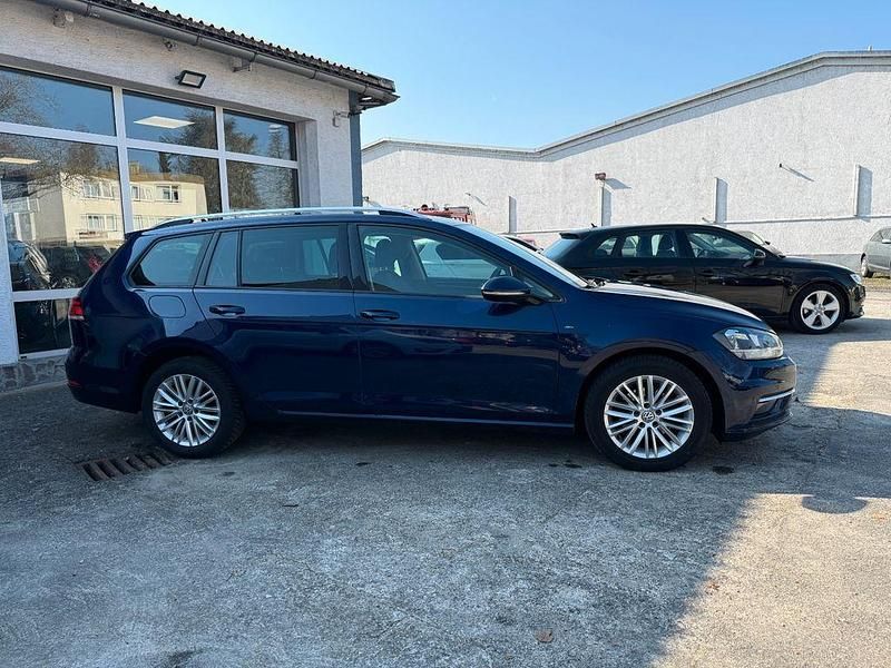 Gebraucht VW Golf VII Join 116 PS (85 kW) 2019 Blau Kombi