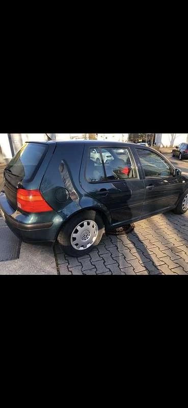 Gebraucht 2002 VW Golf IV Limousine | 1.500 € (Fairer Preis) - Bild 1/4
