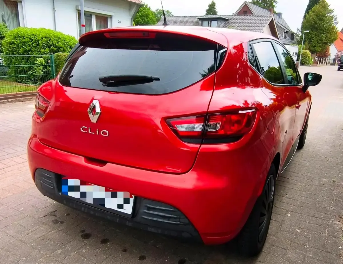 Gebraucht Renault Clio IV 90 PS (66 kW) 2017 Rot Kleinwagen