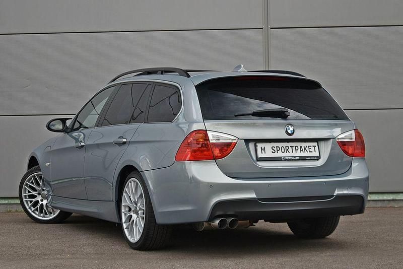 Gebraucht BMW 325 Performance 218 PS (160 kW) 2005 Silber Limousine