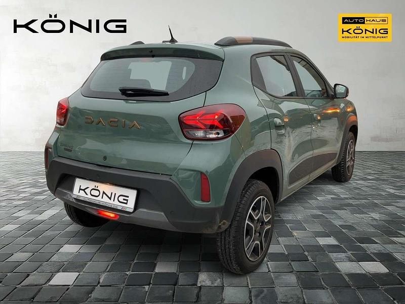 Second-hand Dacia Spring Extreme 47 kW (65 CP) 2023 Verde Hatchback