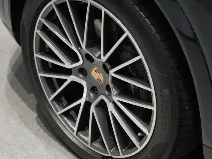 Gebraucht Porsche Cayenne E-Hybrid Coupe 462 PS (339 kW) 2022 Blau SUV