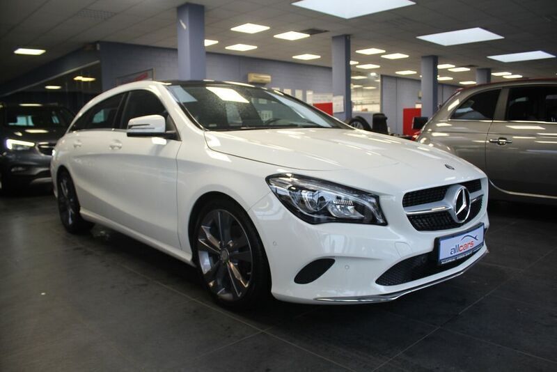 Weiß Gebraucht 2017 Mercedes CLA200 Shooting Brake Urban Kombi | 19.980 € (Guter Preis) - Bild 1/4