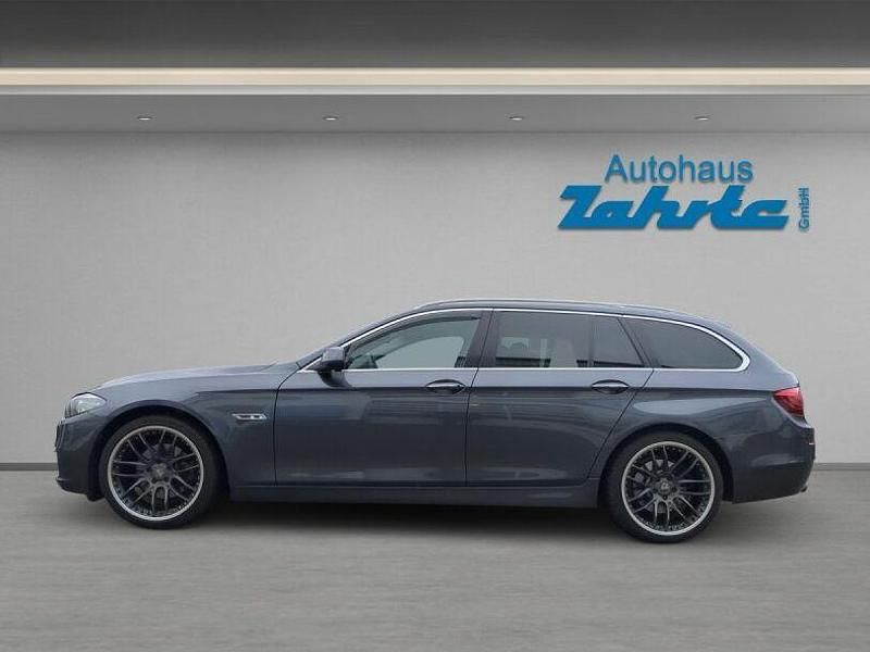 Gebraucht BMW 520 Performance 190 PS (139 kW) 2016 Mineralgrau metallic (metallic) Kombi