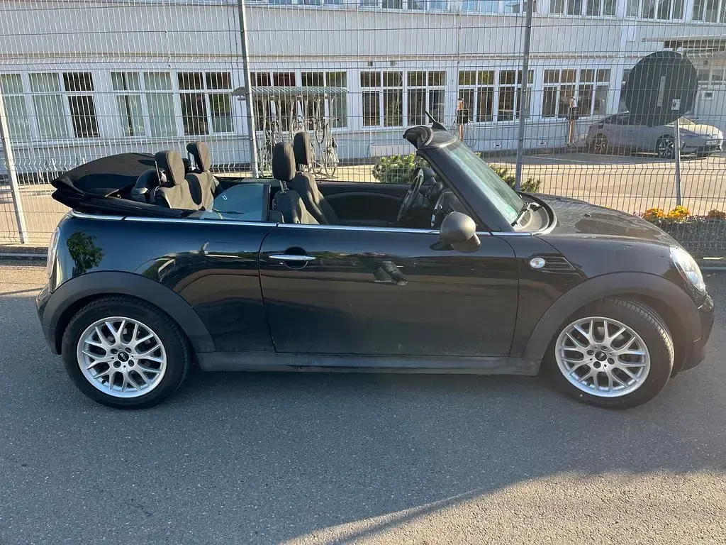 Gebraucht Mini One Cabriolet 98 PS (72 kW) 2015 Schwarz Cabrio