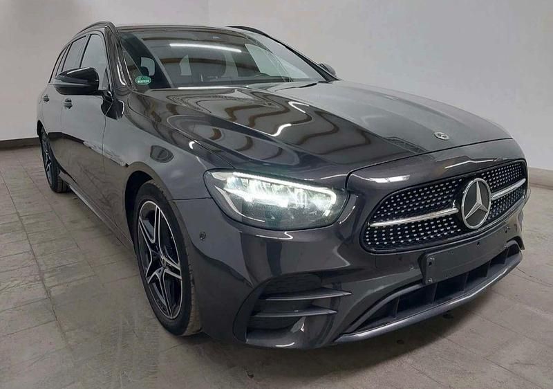 Gebraucht Mercedes E220 AMG 200 PS (147 kW) 2023 Grau Kombi
