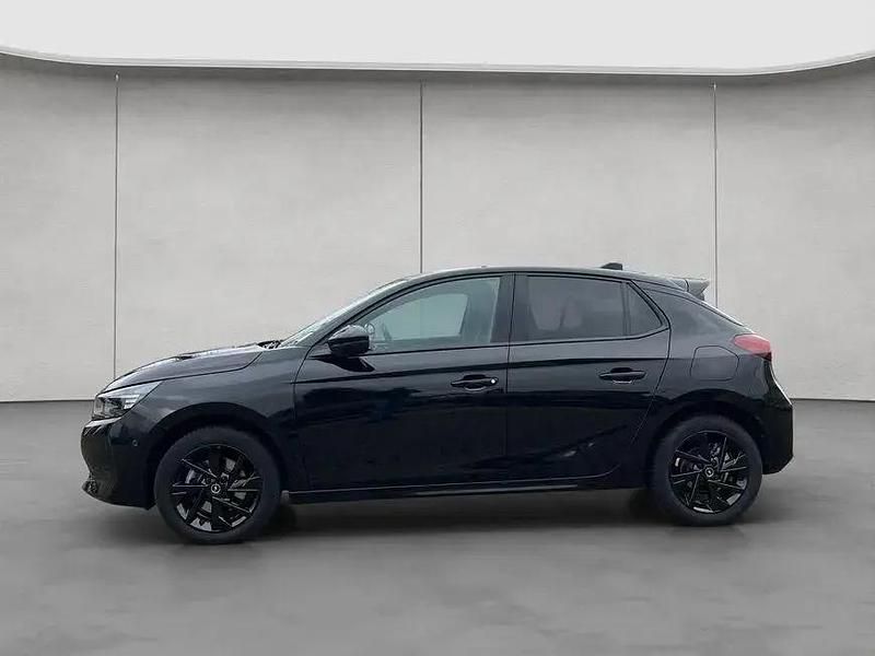 Używany Opel Corsa 101 KM (74 kW) 2024 Czarny Sedan/Limuzyna