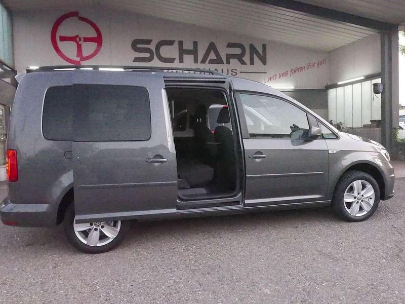 Indiumgrau metallic Gebraucht 2018 VW Caddy Maxi Comfortline Van / Kleinbus | 26.600 € (Teuer) - Bild 1/4
