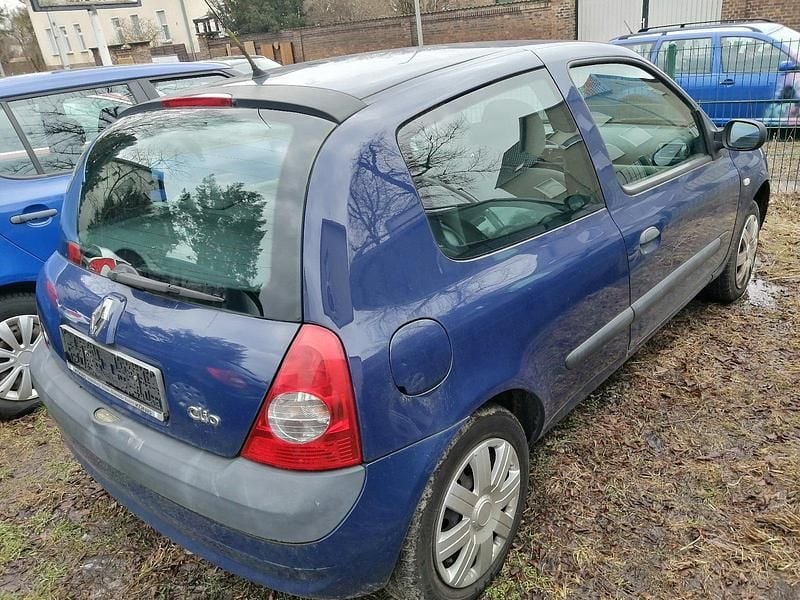 Gebraucht Renault Clio II 75 PS (55 kW) 2006 Blau Kleinwagen