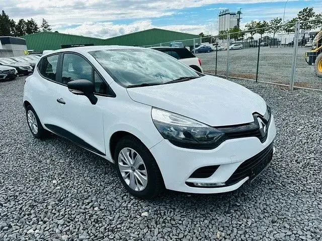 Gebraucht Renault Clio IV Life 76 PS (55 kW) 2019 Weiß Limousine