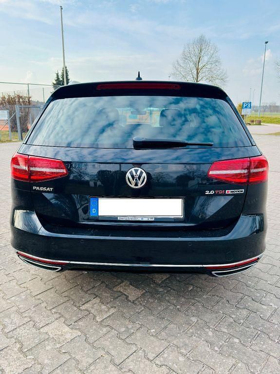 Gebraucht VW Passat Highline 239 PS (175 kW) 2015 Schwarz Kombi
