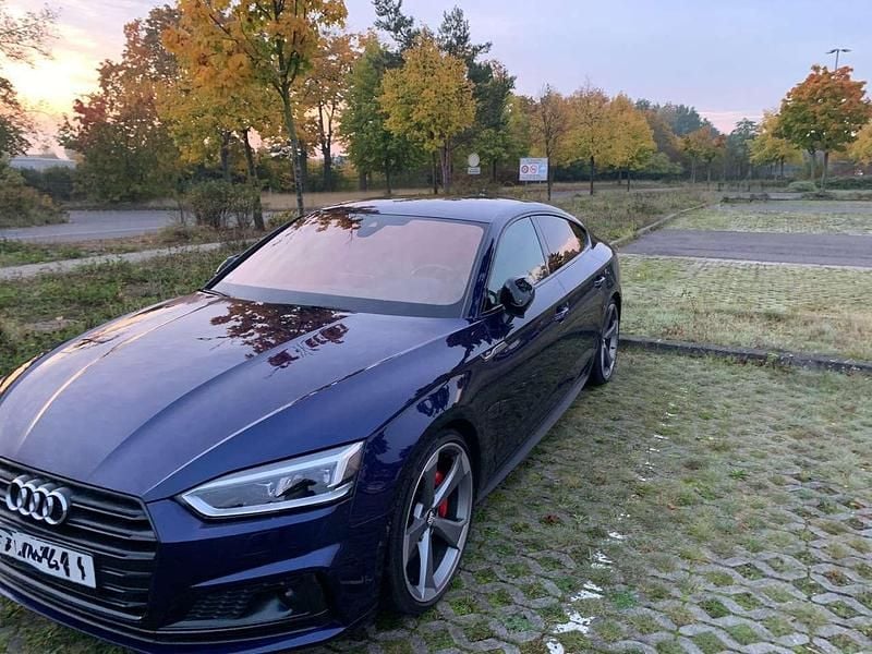 Blau Gebraucht 2018 Audi S5 Sportback Comfort Kleinwagen | 35.700 € (Fairer Preis) - Bild 1/4