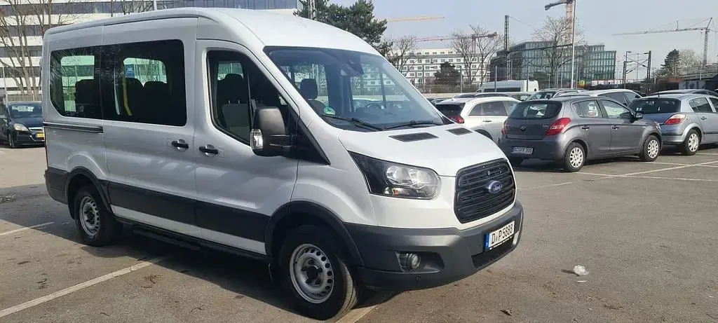 Gebraucht Ford Transit Trend 155 PS (114 kW) 2018 Frostweiß Limousine