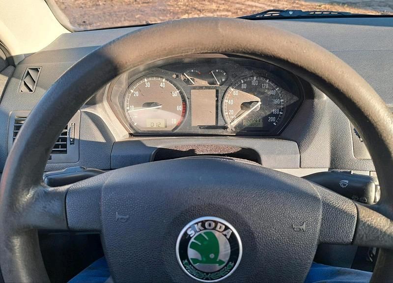 Gebraucht Skoda Fabia 54 PS (39 kW) 2003 Kleinwagen