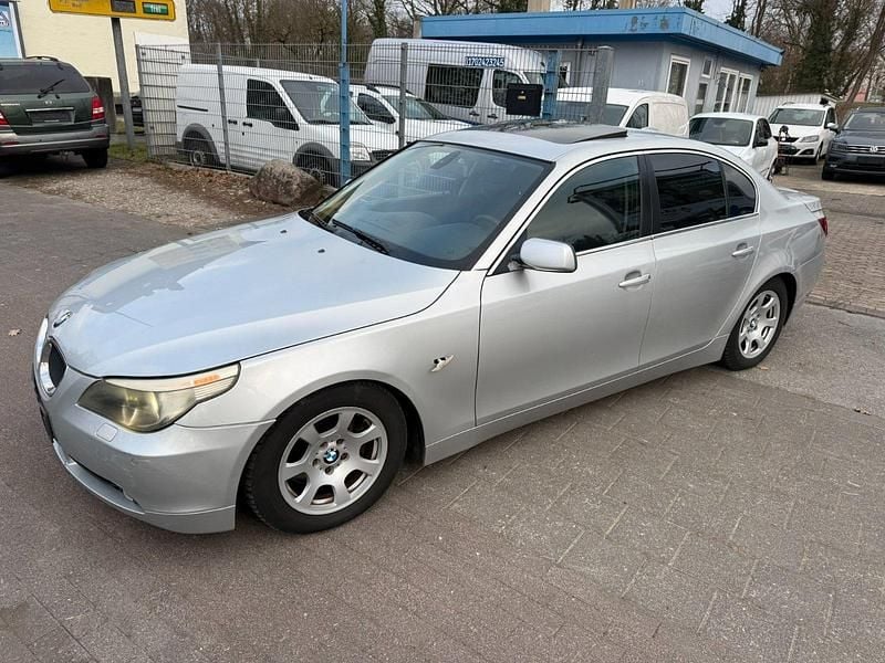 Gebraucht BMW 520 2004 Silber Limousine