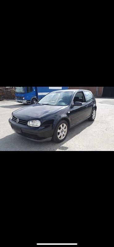 Schwarz Gebraucht 2004 VW Golf IV Coupé | 1.390 € (Guter Preis) - Bild 1/4