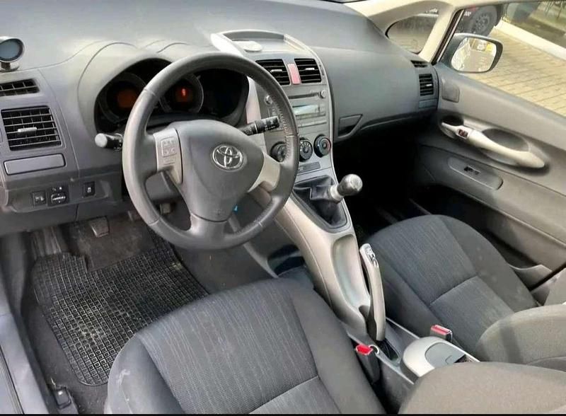 Gebraucht Toyota Auris Luna 124 PS (91 kW) 2008 Limousine