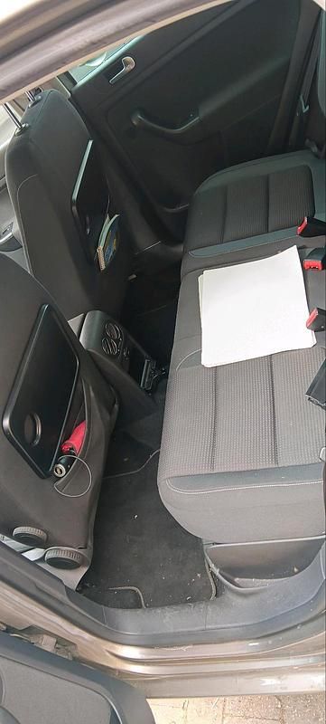 Gebraucht VW Golf VI 122 PS (89 kW) 2011 Beige Kleinwagen