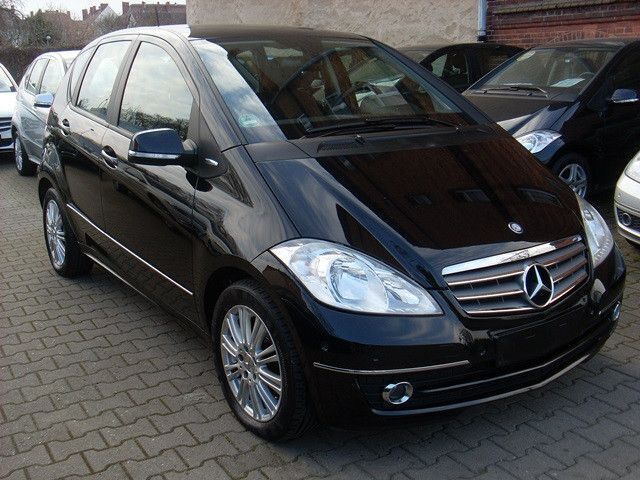 Gebraucht Mercedes A160 Elegance 95 PS (69 kW) 2010 Schwarz Limousine
