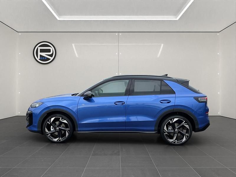 Neu VW T-Roc R-line 150 PS (110 kW) 2026 Blau SUV