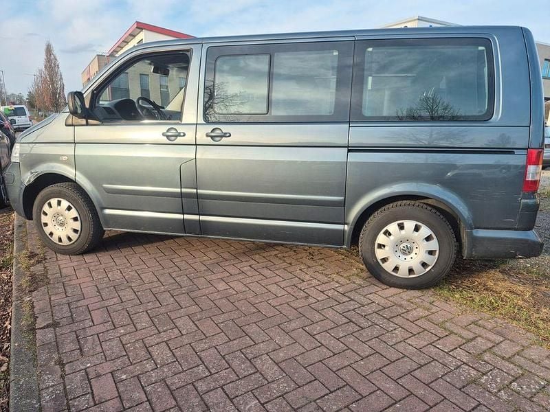 Gebraucht VW T5 Comfortline 131 PS (96 kW) 2004 Andere Van