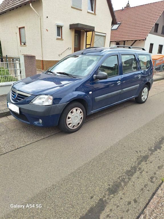 Blau Gebraucht 2008 Dacia Logan MCV Ambiance Limousine | 3.500 € (Teuer) - Bild 1/4