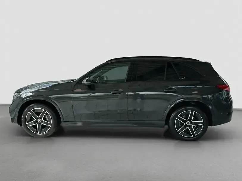 Gebraucht Mercedes GLC220 AMG line 197 PS (144 kW) 2025 Grau SUV