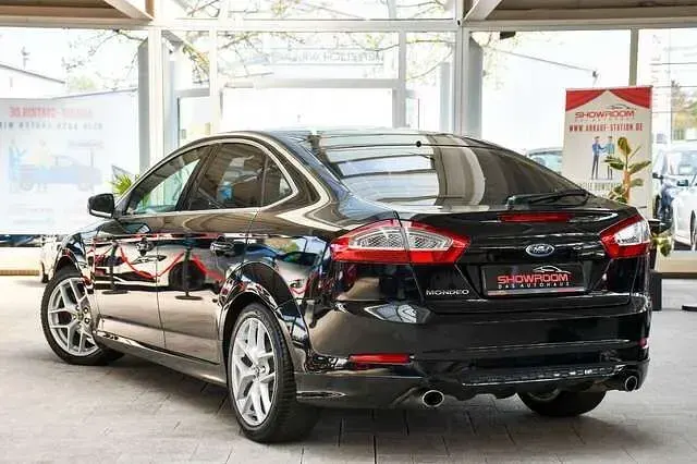 Gebraucht Ford Mondeo Titanium S 203 PS (149 kW) 2012 Schwarz Limousine