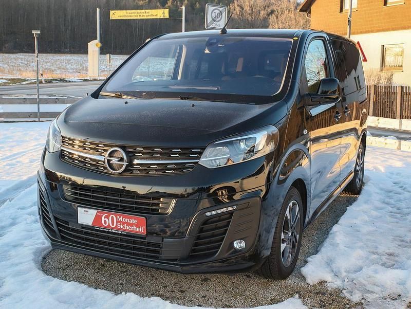 Schwarz Gebraucht 2021 Opel Zafira Life Edition Van / Kleinbus | 26.900 € (Superpreis) - Bild 1/4