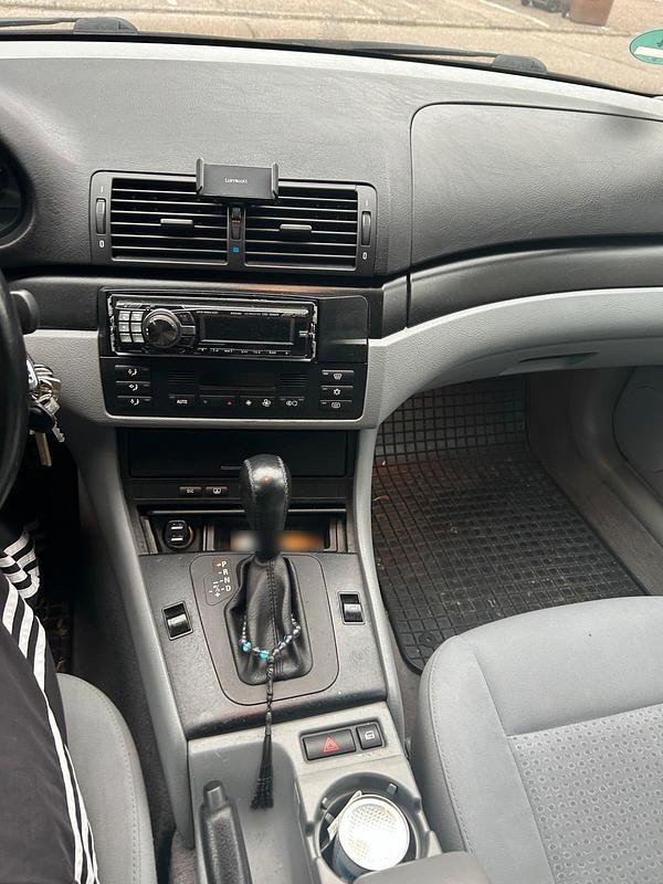 Gebraucht BMW 320 170 PS (125 kW) 2001 Silber Limousine