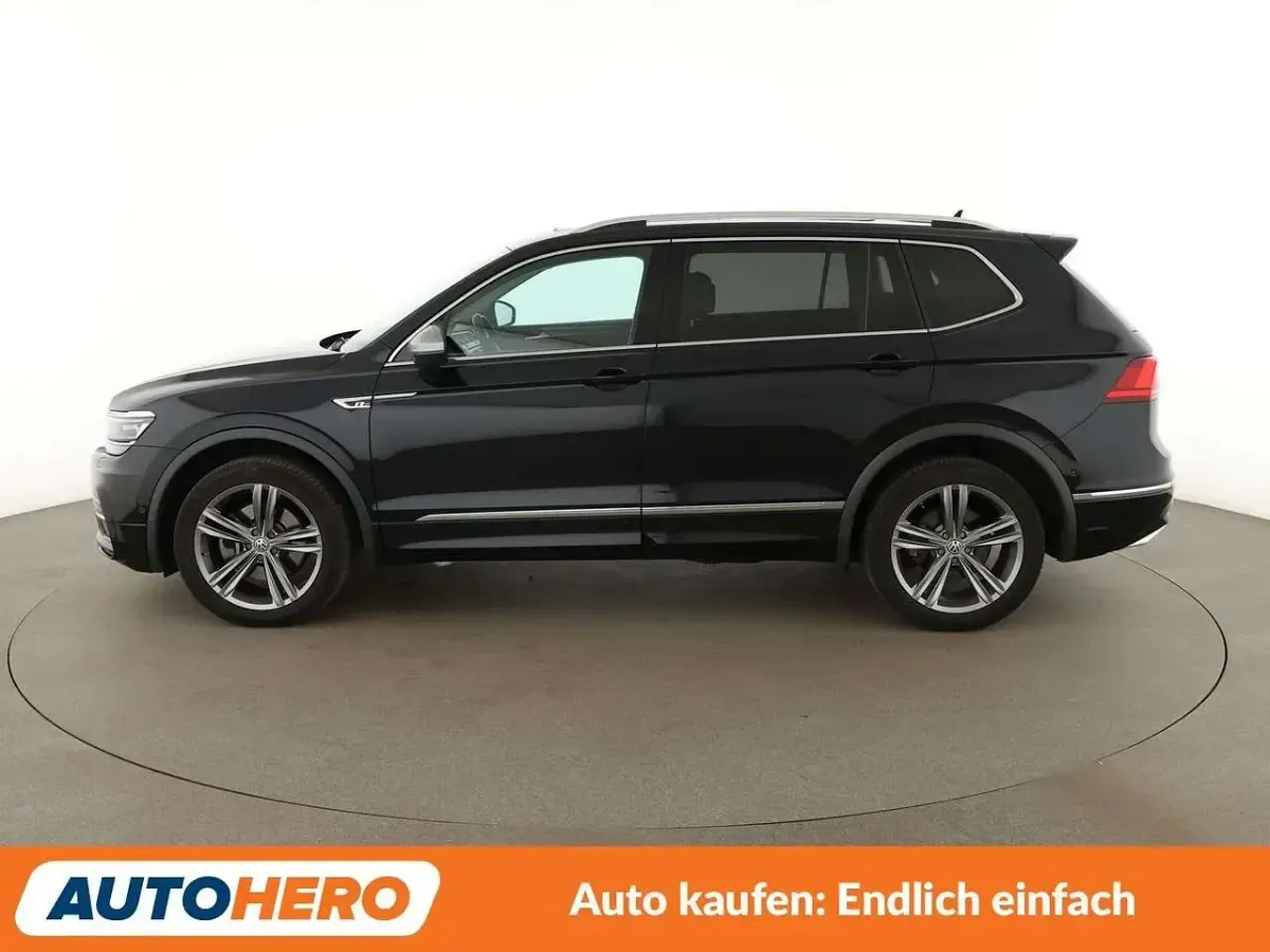 Gebraucht VW Tiguan Allspace Highline 239 PS (175 kW) 2018 Deep black SUV