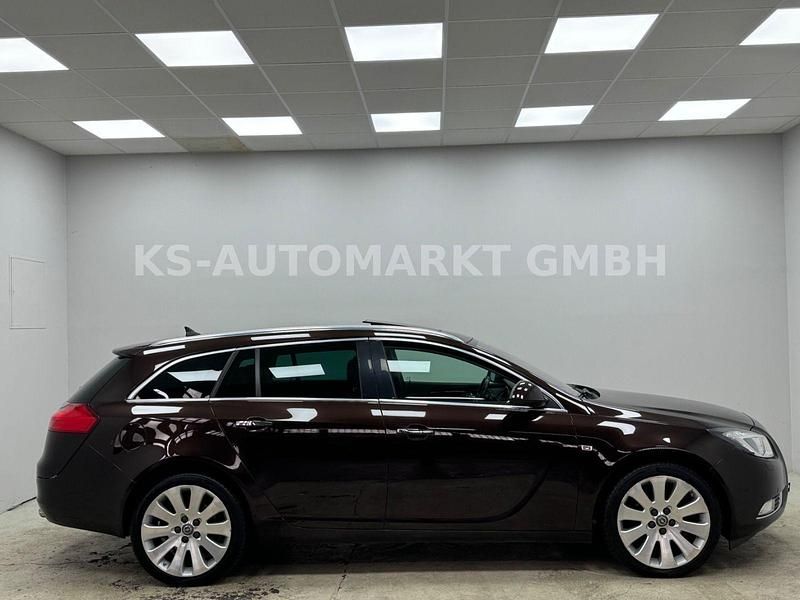 Gebraucht Opel Insignia 194 PS (142 kW) 2012 Braun Kombi