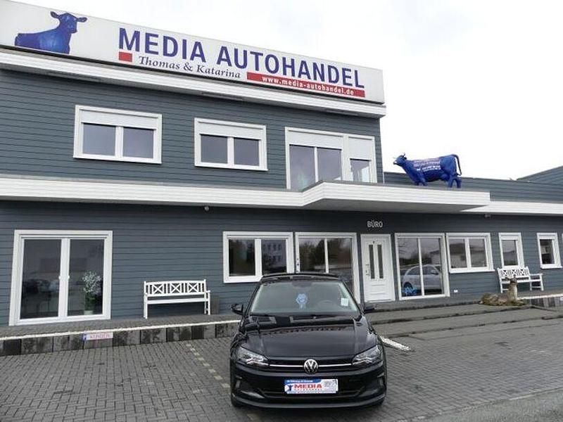 Gebraucht VW Polo Comfortline 95 PS (69 kW) 2021 Schwarz Kleinwagen