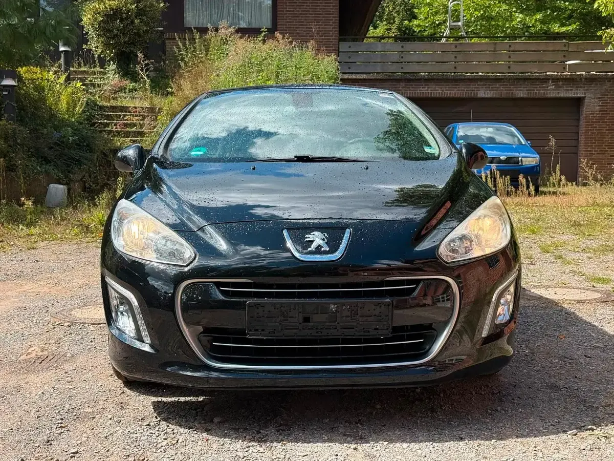 Gebraucht Peugeot 308 CC 120 PS (88 kW) 2012 Schwarz Cabrio