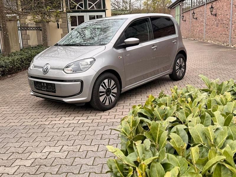 Usado VW e-up! 60 kW (82 HP) 2014 Prateado Citadino
