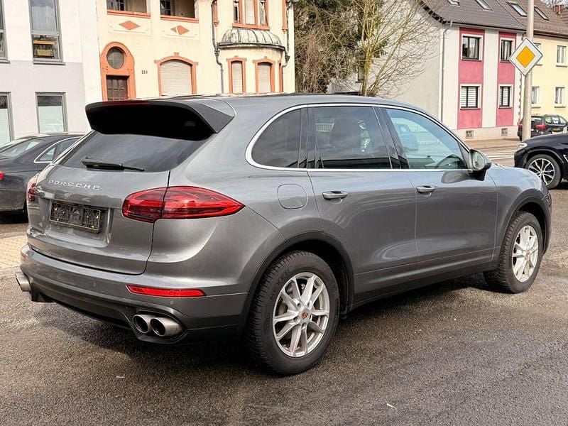 Gebraucht Porsche Cayenne S 385 PS (283 kW) 2016 Grau SUV