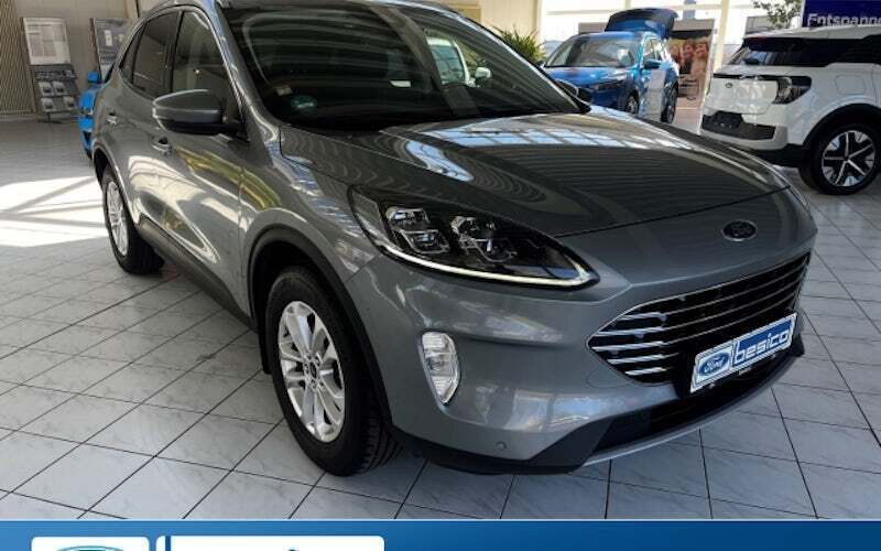 Mineralsilber metallic (silber) Gebraucht 2021 Ford Kuga Titanium X SUV | 23.980 € (Fairer Preis) - Bild 1/4