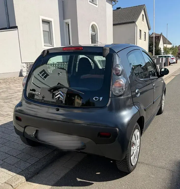 Gebraucht Citroën C1 68 PS (50 kW) 2011 Grau Kleinwagen