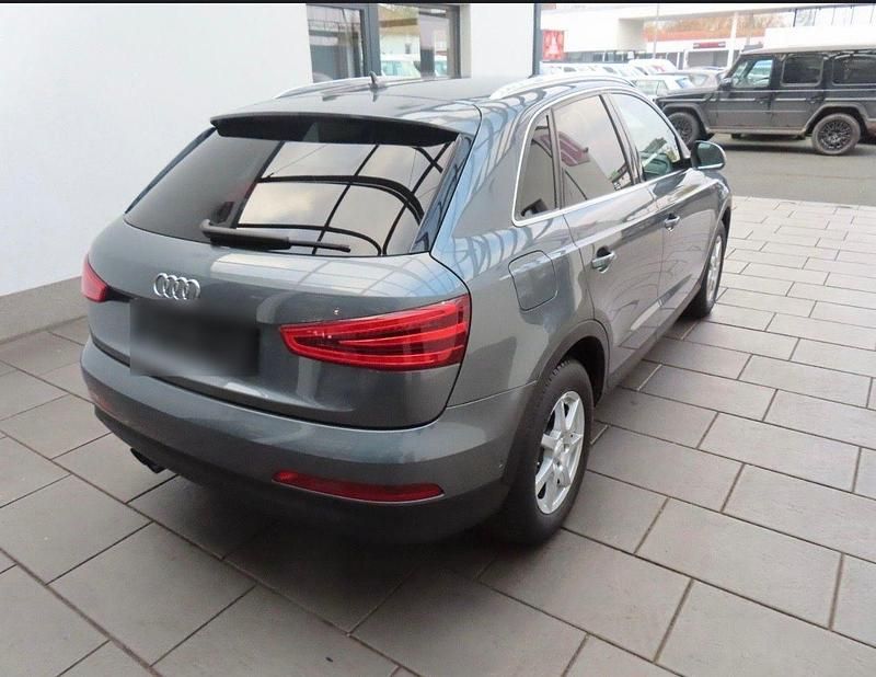 Gebraucht Audi Q3 177 PS (130 kW) 2013 Grau SUV