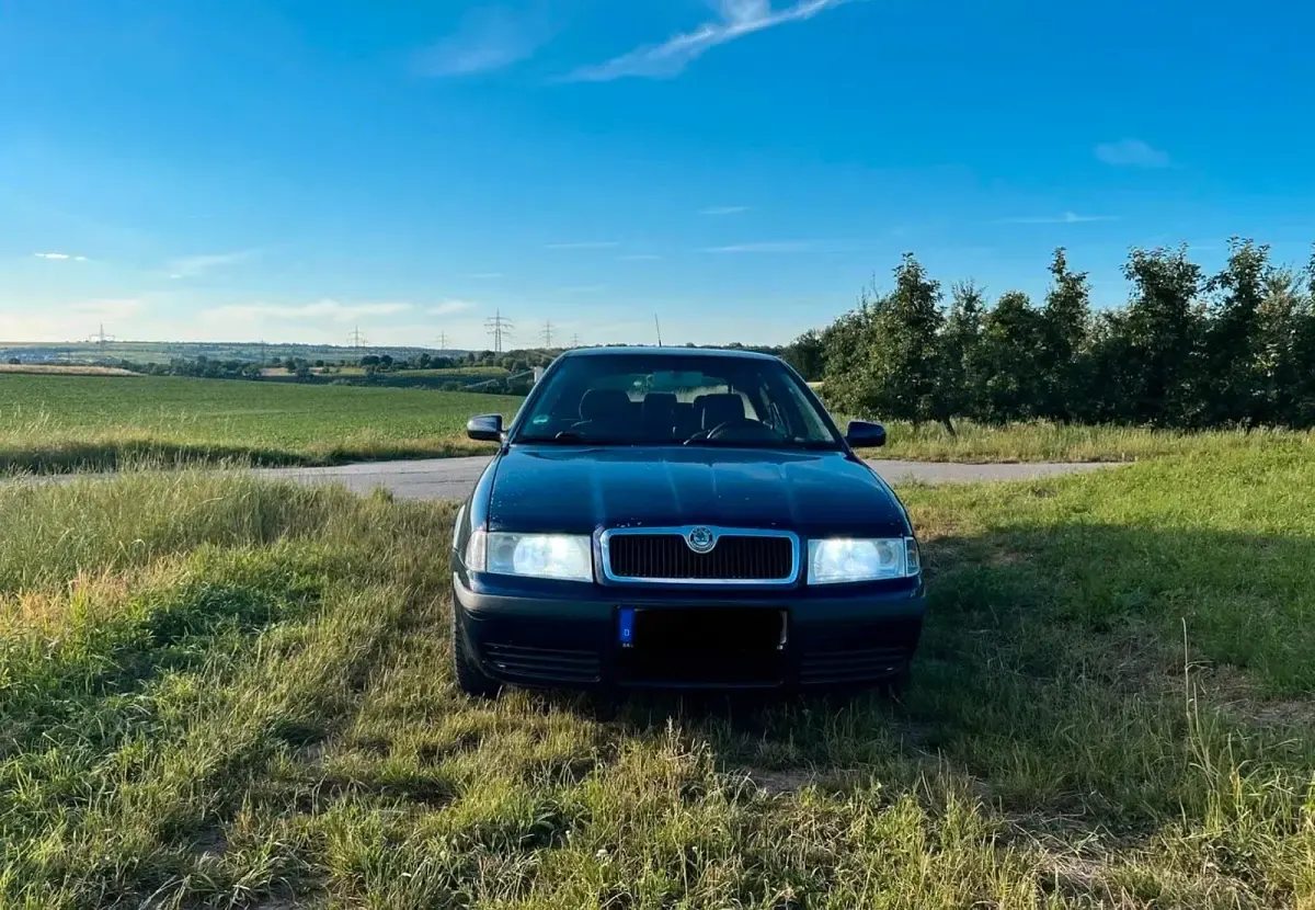 Gebraucht Skoda Octavia Tour 116 PS (85 kW) 2002 Blau Kombi