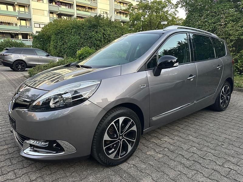 Grau Gebraucht 2014 Renault Grand Scénic III Bose Edition Van / Kleinbus | 6.900 € (Fairer Preis) - Bild 1/4