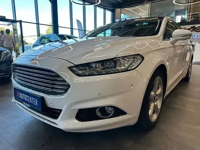 Gebraucht Ford Mondeo 203 PS (149 kW) 2017 Frozen white Limousine