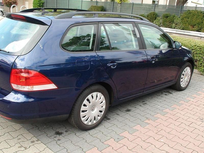 Gebraucht VW Golf V 102 PS (75 kW) 2007 Blau Kombi