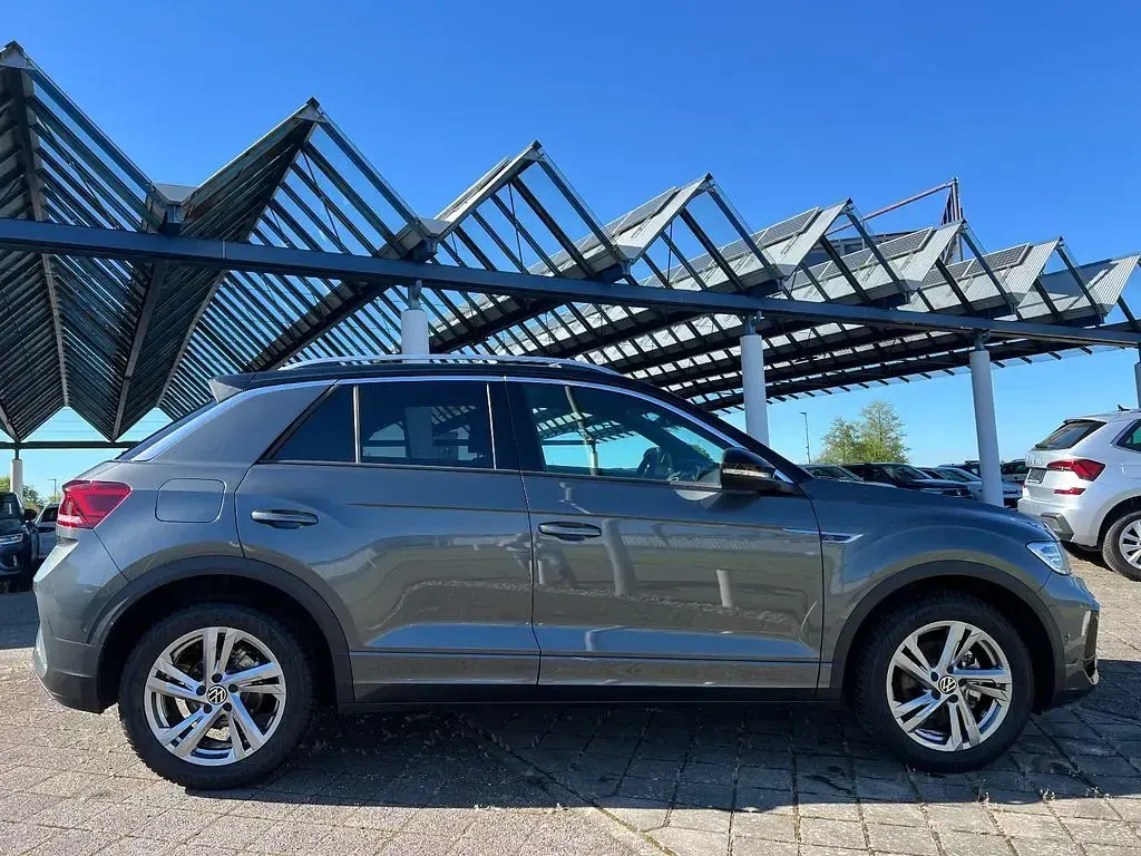 Gebraucht VW T-Roc R-line 150 PS (110 kW) 2025 Grau SUV