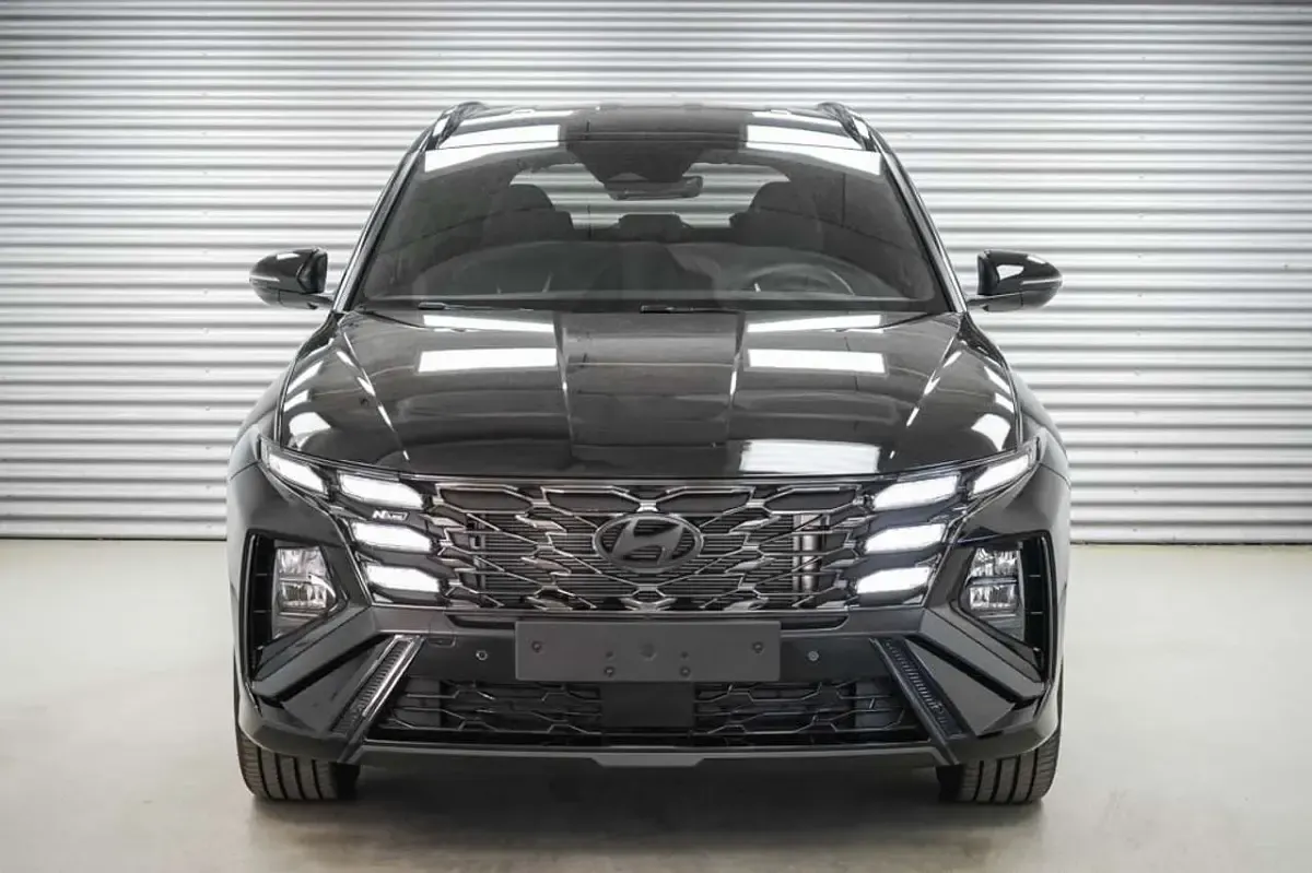Neu Hyundai Tucson N Line 179 PS (131 kW) 2026 Abyss black SUV