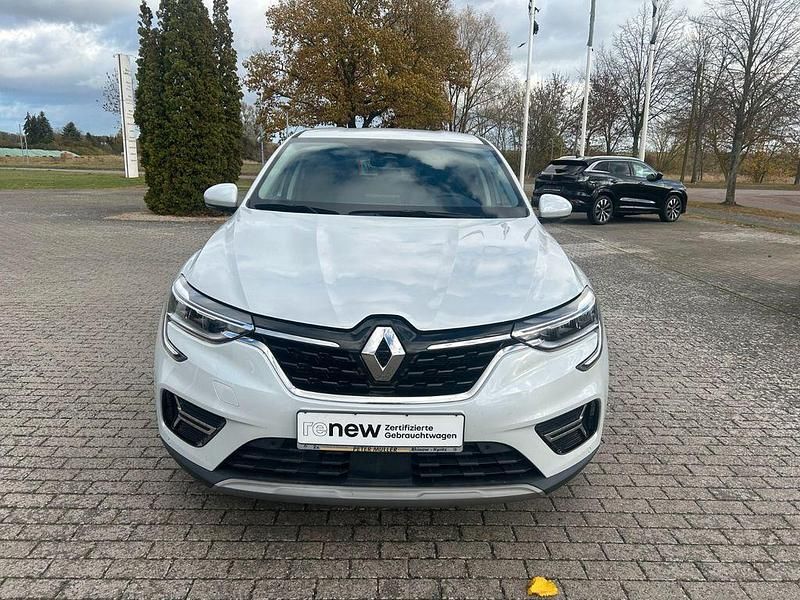 Gebraucht Renault Arkana Techno 143 PS (105 kW) 2024 Weiß SUV
