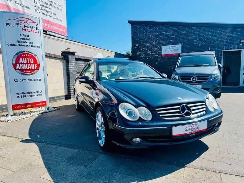Blau Gebraucht 2003 Mercedes CLK320 Elegance Coupé | 1.988 € (Guter Preis) - Bild 1/4