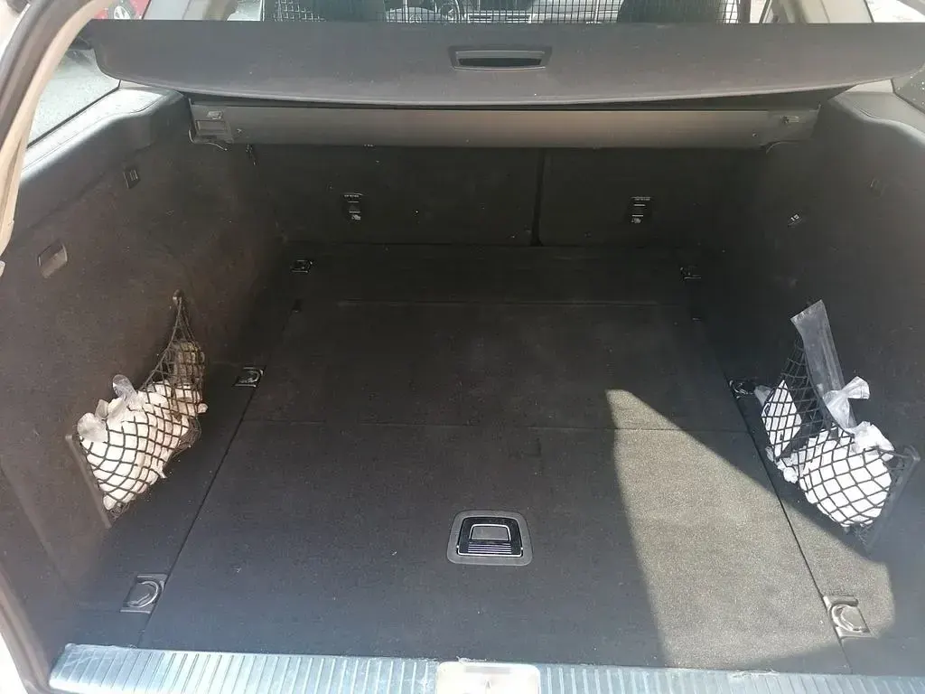 Gebraucht Mercedes E220 Elegance 170 PS (125 kW) 2012 Silber Kombi